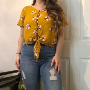 Floral Tie Knot Short Sleeve Blouse